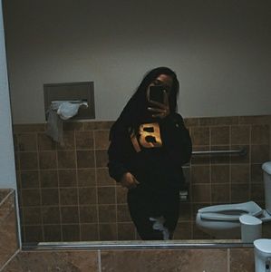 Meet your Posher, Isabelle